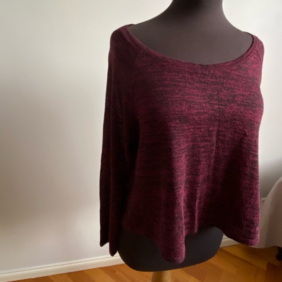 Factorie Cropped Sweater Size M-L - Picture 2 of 4